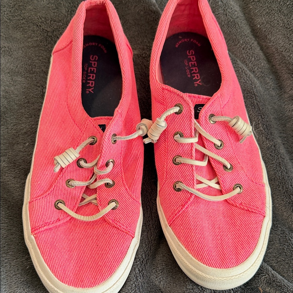 Sperry Women’s Coral Canvas Slip-On Lace Sneakers